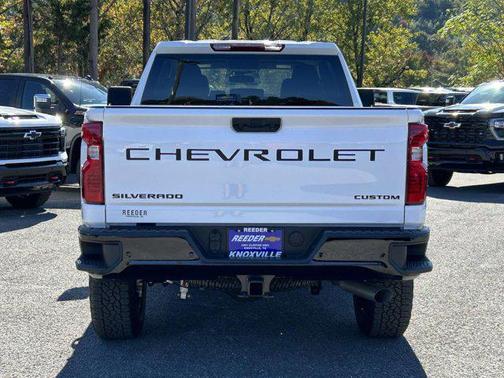 2026 Chevrolet Silverado 2500 Custom