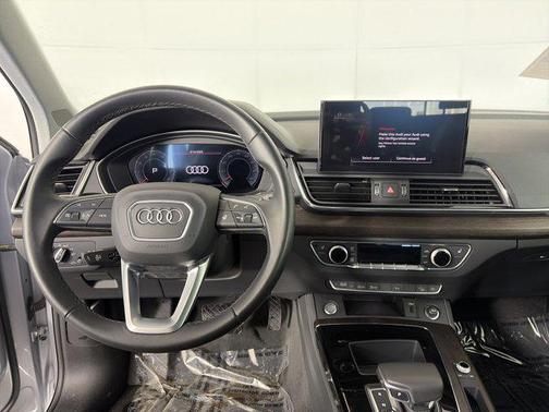 2022 Audi Q5 Premium Plus 40 TFSI quattro S tronic