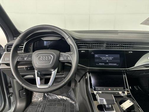 2025 Audi Q7 Premium Plus 45 TFSI quattro Tiptronic