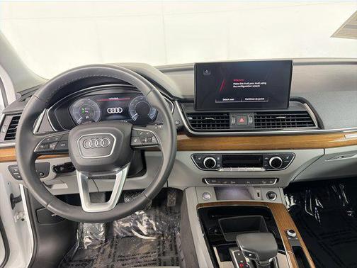 2024 Audi Q5 Premium 55 TFSI e S line quattro S tronic