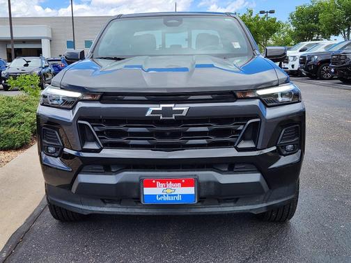 Black 2024 Chevrolet Colorado LT