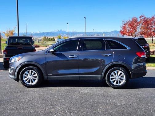 2018 Kia Sorento LX