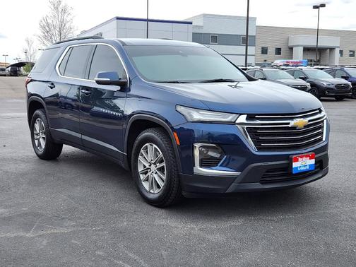 Northsky Blue Metallic 2023 Chevrolet Traverse LT Cloth