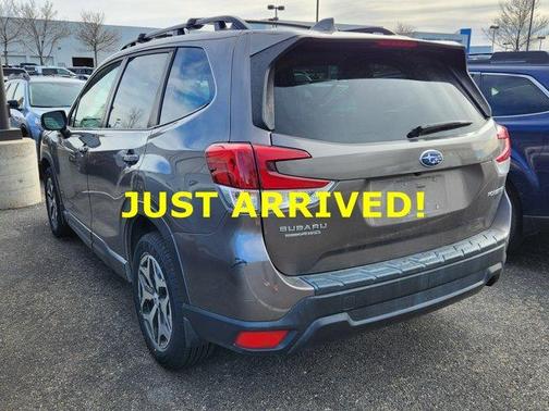 2022 Subaru Forester Premium