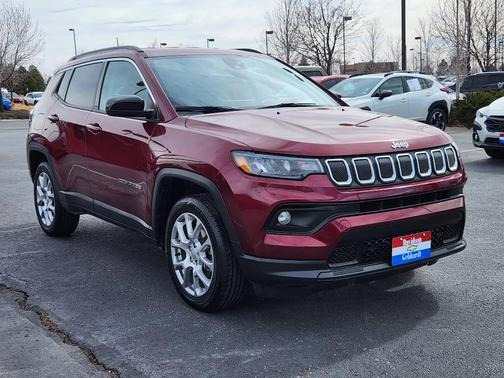 2022 Jeep Compass Latitude Lux