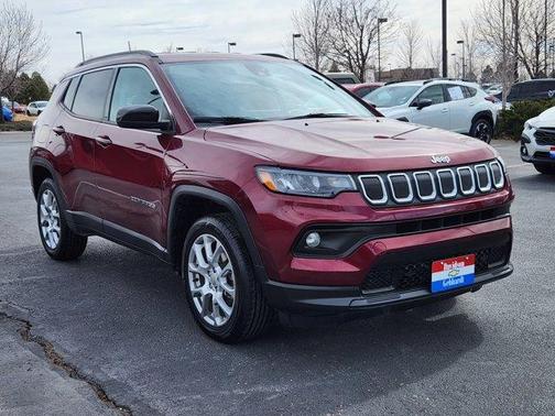 2022 Jeep Compass Latitude Lux