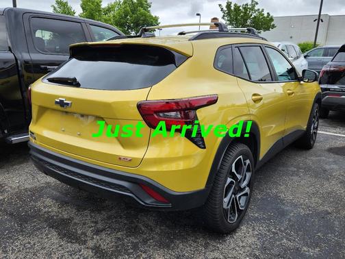 Nitro Yellow 2024 Chevrolet Trax 2RS