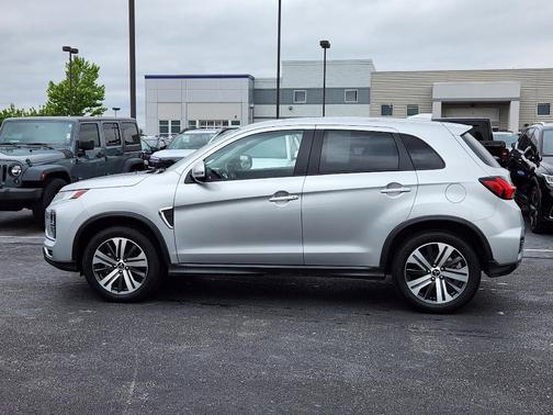 Alloy Silver Metallic 2024 Mitsubishi Outlander Sport ES