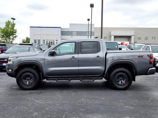 Gun Metallic 2025 Nissan Frontier PRO-4X