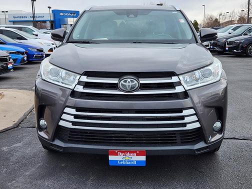 2017 Toyota Highlander XLE