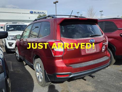 Venetian Red Pearl 2014 Subaru Forester 2.5i Limited