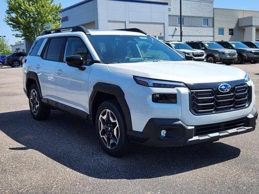 Crystal White Pearl 2026 Subaru Outback Touring