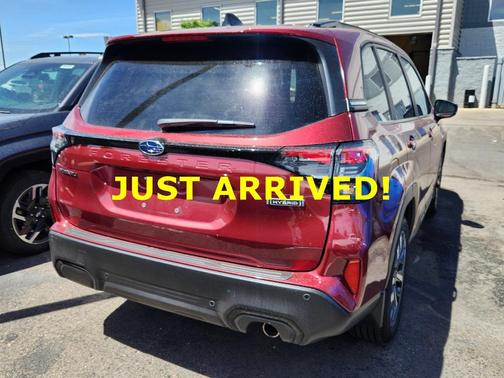 Crimson Red Pearl 2025 Subaru Forester Hybrid Touring