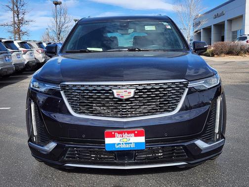 2022 Cadillac XT6 Premium Luxury FWD