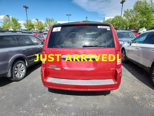 2008 Chrysler Town & Country Limited