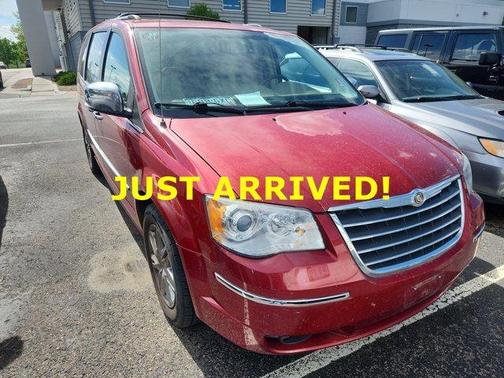 2008 Chrysler Town & Country Limited