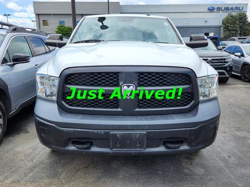 Bright White Clearcoat 2019 RAM 1500 Classic Tradesman