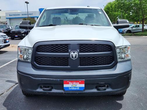 Bright White Clearcoat 2019 RAM 1500 Classic Tradesman