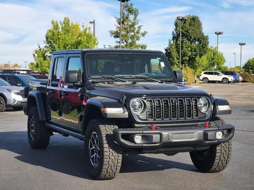 Black Clearcoat 2024 Jeep Gladiator Rubicon