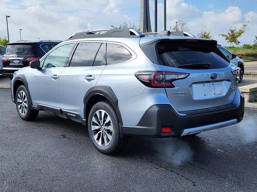 2025 Subaru Outback Touring XT