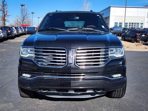 2015 Lincoln Navigator Base