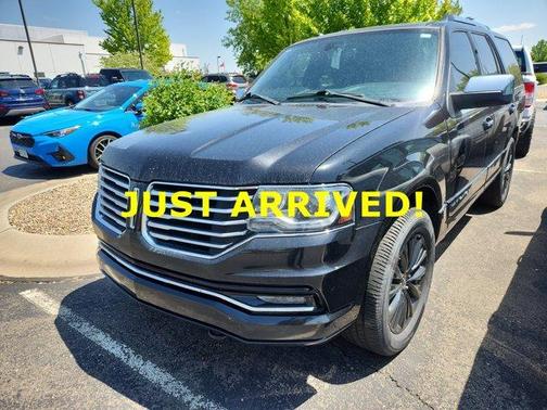 2015 Lincoln Navigator Base