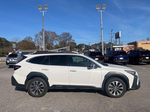 2024 Subaru Outback Touring XT