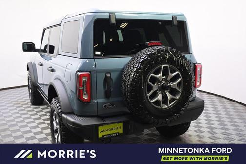 Azure Gray Metallic Tri-Coat 2025 Ford Bronco Badlands