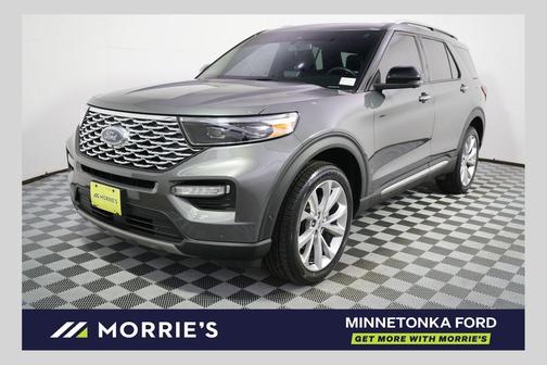 Carbonized Gray Metallic 2022 Ford Explorer Platinum