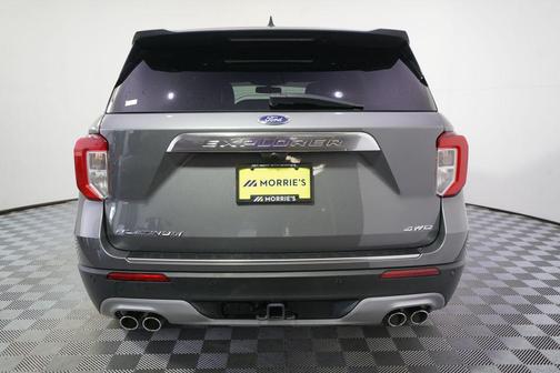 Carbonized Gray Metallic 2022 Ford Explorer Platinum