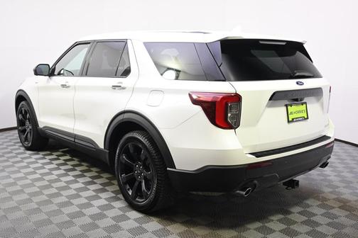 2022 Ford Explorer ST-Line