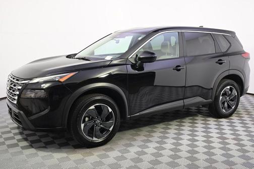 Super Black 2025 Nissan Rogue SV