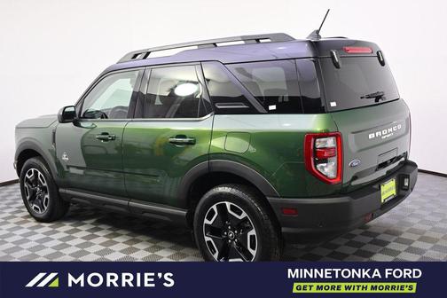 Eruption Green Metallic 2024 Ford Bronco Sport Outer Banks