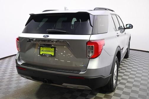 Iconic Silver Metallic 2020 Ford Explorer XLT