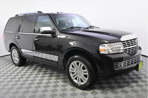 2013 Lincoln Navigator Base