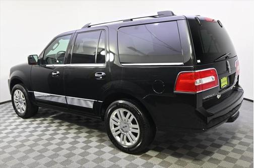 2013 Lincoln Navigator Base