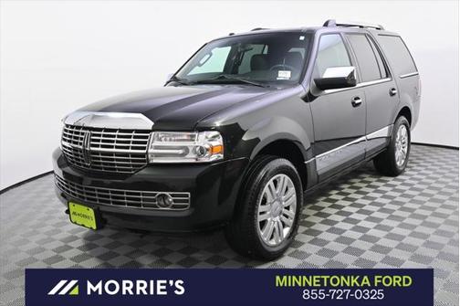 2013 Lincoln Navigator Base