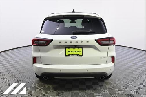Oxford White 2023 Ford Escape ST-Line