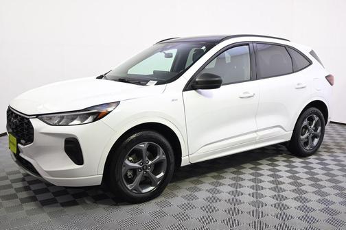 Oxford White 2023 Ford Escape ST-Line