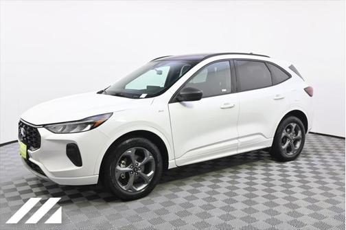 Oxford White 2023 Ford Escape ST-Line
