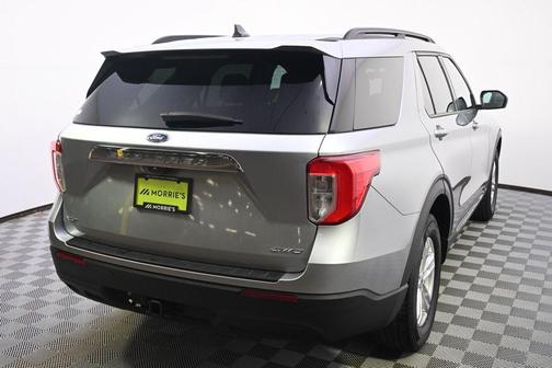 Iconic Silver Metallic 2023 Ford Explorer XLT