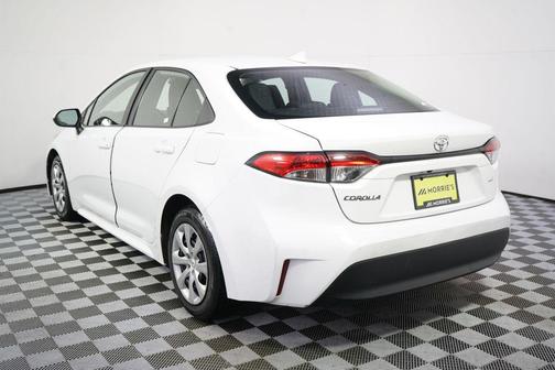 Ice Cap 2024 Toyota Corolla LE