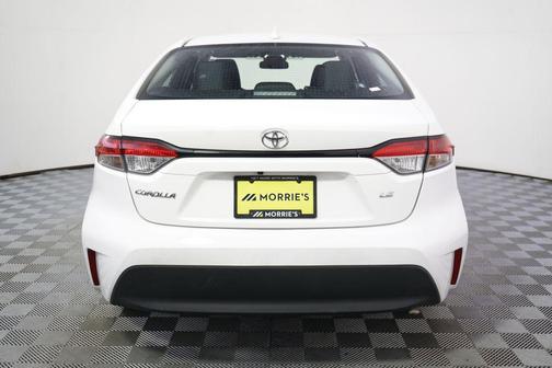 Ice Cap 2024 Toyota Corolla LE