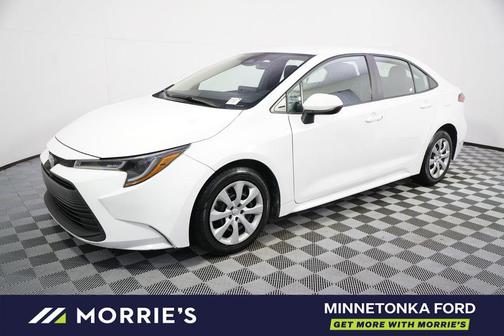 Ice Cap 2024 Toyota Corolla LE