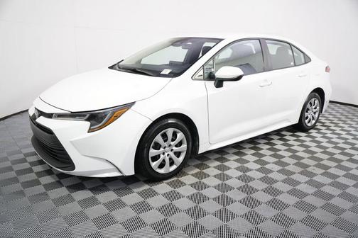 Ice Cap 2024 Toyota Corolla LE
