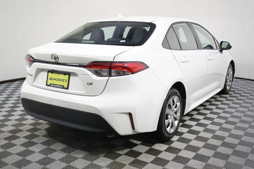 Ice Cap 2024 Toyota Corolla LE
