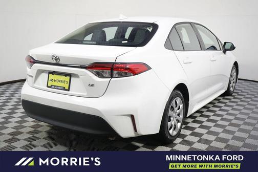 Ice Cap 2024 Toyota Corolla LE