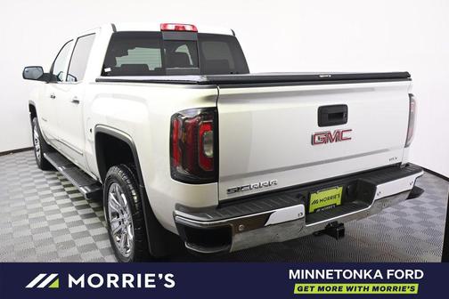 White Frost Tricoat 2018 GMC Sierra 1500 SLT