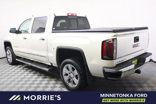 White Frost Tricoat 2018 GMC Sierra 1500 SLT