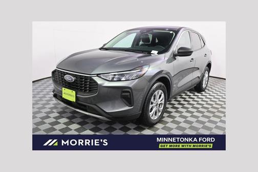 Carbonized Gray Metallic 2023 Ford Escape Active